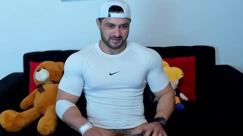 Thomas Brandon online show from January 28, 2025, 4:18 am