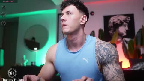 Thomas Falcon online show from March 5, 2025, 2:03 am