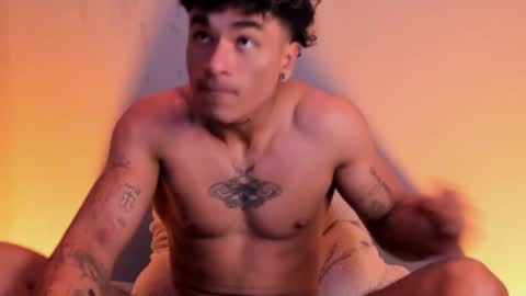 Thomas 3  JUST STAY AND BE MY LAST LOVE online show from January 2, 2025, 4:46 pm