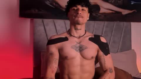 Thomas 3  JUST STAY AND BE MY LAST LOVE online show from November 25, 2025, 1:38 am