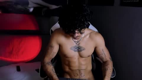 Snapshot of thomas_fit1 chatting on April 17, 2026, 2:03 am Thomas 3 JUST STAY AND BE MY LAST LOVE online show from April 17, 2026, 2:03 am