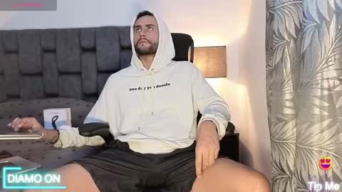 Thomas online show from October 12, 2025, 5:12 pm