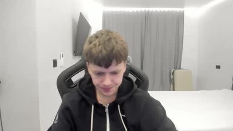 Tomas online show from February 10, 2026, 2:48 am