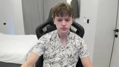 Tomas online show from April 19, 2026, 10:14 am