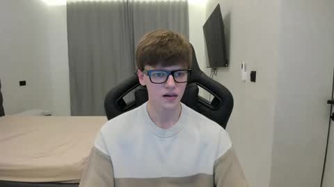 Tomas online show from April 27, 2026, 6:17 pm