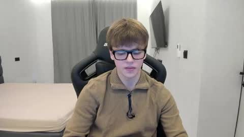 Tomas online show from April 28, 2026, 3:39 pm