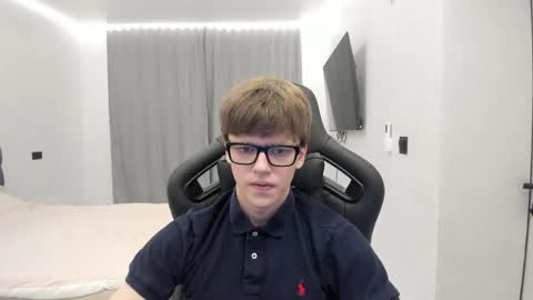 Tomas online show from April 29, 2026, 5:30 pm