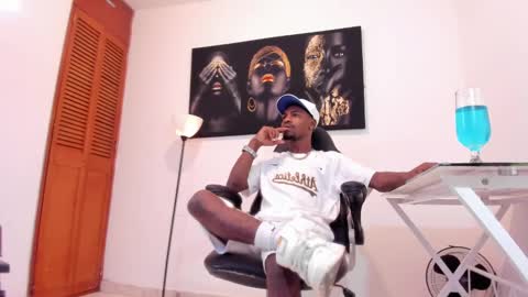 Thomas online show from January 15, 2025, 3:43 am