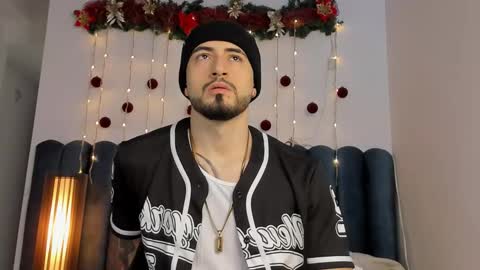 sweetfit boy online show from January 13, 2026, 5:51 pm