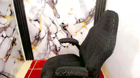 Snapshot of thommy_cute chatting on March 4, 2026, 6:14 pm Thomas online show from March 4, 2026, 6:14 pm