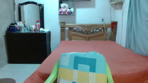 thompson ari online show from January 5, 2026, 8:23 pm