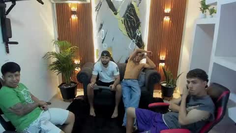 Snapshot of thomson_hot01 chatting on May 1, 2026, 5:23 am thomson_hot01 online show from May 1, 2026, 5:23 am