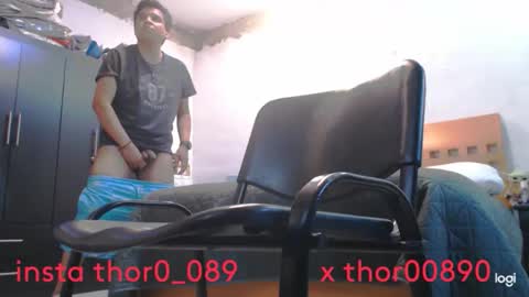 thor0200 online show from October 12, 2025, 11:26 pm