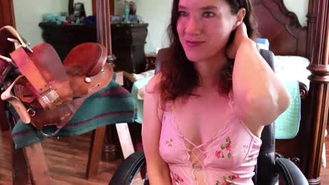 ThornburyRose online show from March 14, 2026, 6:24 pm