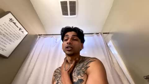 Snapshot of thouxanbansss chatting on April 15, 2026, 11:27 pm thouxanbansss online show from April 15, 2026, 11:27 pm