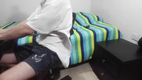 Snapshot of threesadtigers chatting on December 16, 2024, 11:28 pm threesadtigers online show from December 16, 2024, 11:28 pm