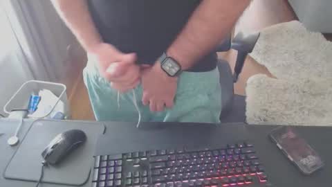 Snapshot of thrilling778 chatting on September 30, 2025, 2:05 am thrilling778 online show from September 30, 2025, 2:05 am