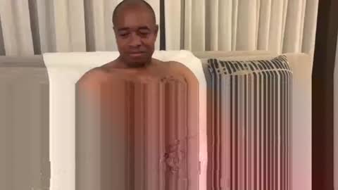 Snapshot of throbbingxxx chatting on March 18, 2026, 10:07 am austin xzandros online show from March 18, 2026, 10:07 am