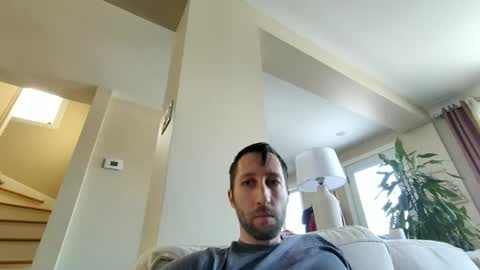 throwawayafteruse20202 online show from December 4, 2025, 5:21 pm