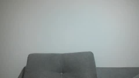 Snapshot of throwawayyourgun chatting on December 3, 2024, 6:28 pm Luka online show from December 3, 2024, 6:28 pm