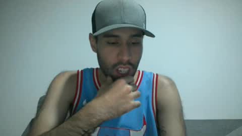 Snapshot of throwawayyourgun chatting on December 4, 2024, 9:46 pm Luka online show from December 4, 2024, 9:46 pm