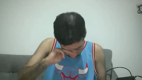 Snapshot of throwawayyourgun chatting on February 15, 2025, 3:06 pm Luka online show from February 15, 2025, 3:06 pm