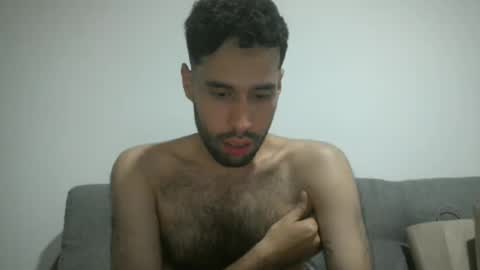 Snapshot of throwawayyourgun chatting on February 27, 2025, 8:20 pm Luka online show from February 27, 2025, 8:20 pm