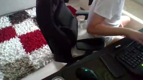 Snapshot of thrthrd chatting on February 6, 2025, 1:43 pm EdgingMasterThrthrd online show from February 6, 2025, 1:43 pm