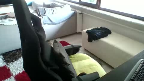 Snapshot of thrthrd chatting on November 8, 2025, 7:19 am EdgingMasterThrthrd online show from November 8, 2025, 7:19 am