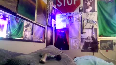 thunder8u42 online show from March 25, 2026, 9:37 am