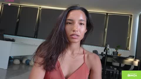 Snapshot of tia_j chatting on May 9, 2026, 5:07 pm tia_j online show from May 9, 2026, 5:07 pm