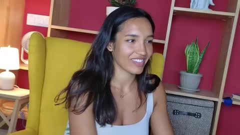Snapshot of tia_j chatting on June 3, 2026, 3:39 pm tia_j online show from June 3, 2026, 3:39 pm