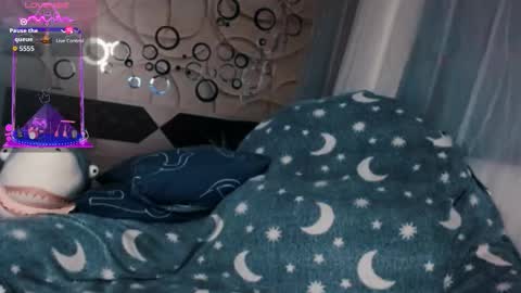 Snapshot of tia_meow chatting on October 14, 2025, 7:36 pm tiameow online show from October 14, 2025, 7:36 pm