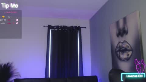 Tia Bella online show from January 5, 2026, 8:12 pm