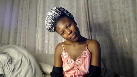Snapshot of tiana_kay chatting on June 15, 2026, 4:20 pm tiana_kay online show from June 15, 2026, 4:20 pm