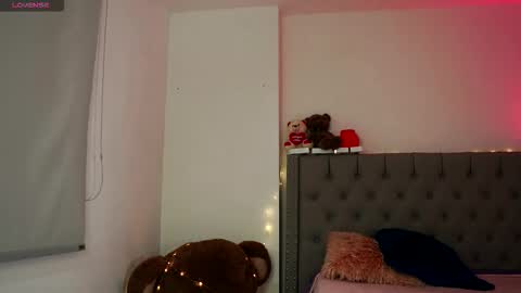 TATIANA online show from November 18, 2025, 2:06 am