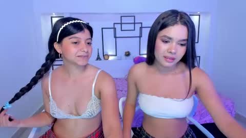 tianaglow4 online show from February 22, 2025, 3:14 pm