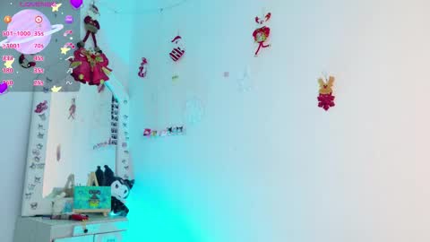 Tiana Le online show from November 19, 2025, 12:21 am