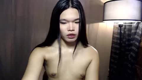 Ms. Tiara online show from November 23, 2025, 1:16 am