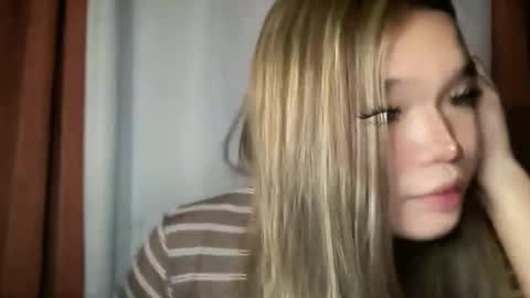 Snapshot of tiaragodhere chatting on February 19, 2026, 12:17 am Ms. Tiara online show from February 19, 2026, 12:17 am