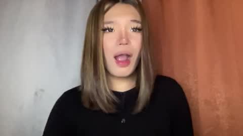 Ms. Tiara online show from March 16, 2026, 11:42 pm