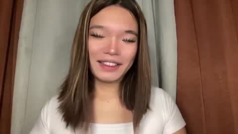 Ms. Tiara online show from April 11, 2026, 11:42 pm