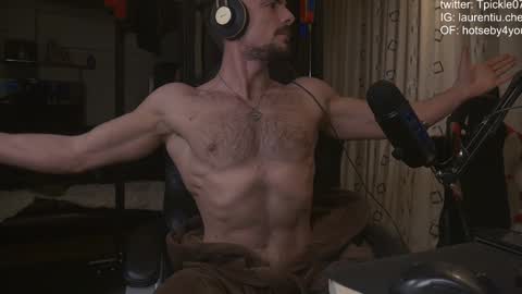 tickle_my_pickle07 online show from December 29, 2024, 5:44 pm