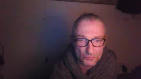tiddles12345 online show from April 27, 2026, 1:47 am