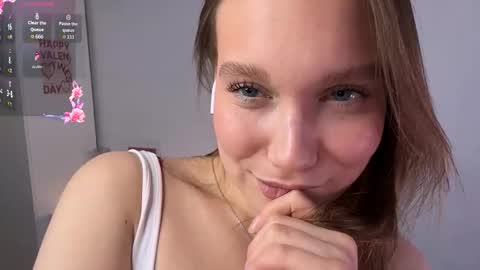 Snapshot of tierraslusar chatting on March 3, 2026, 2:23 pm Kallie online show from March 3, 2026, 2:23 pm