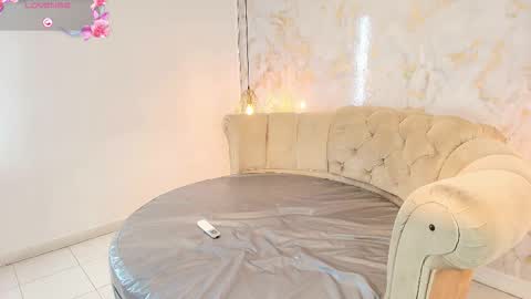 Tifani brown online show from February 4, 2026, 12:00 pm