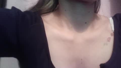 Tifanny online show from March 6, 2025, 9:31 pm