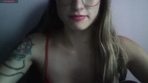 Tifanny online show from December 22, 2025, 9:23 pm