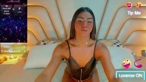 Tifannysexy69 online show from October 19, 2025, 6:19 pm
