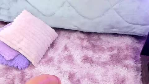 Tiffany online show from March 4, 2025, 8:57 am